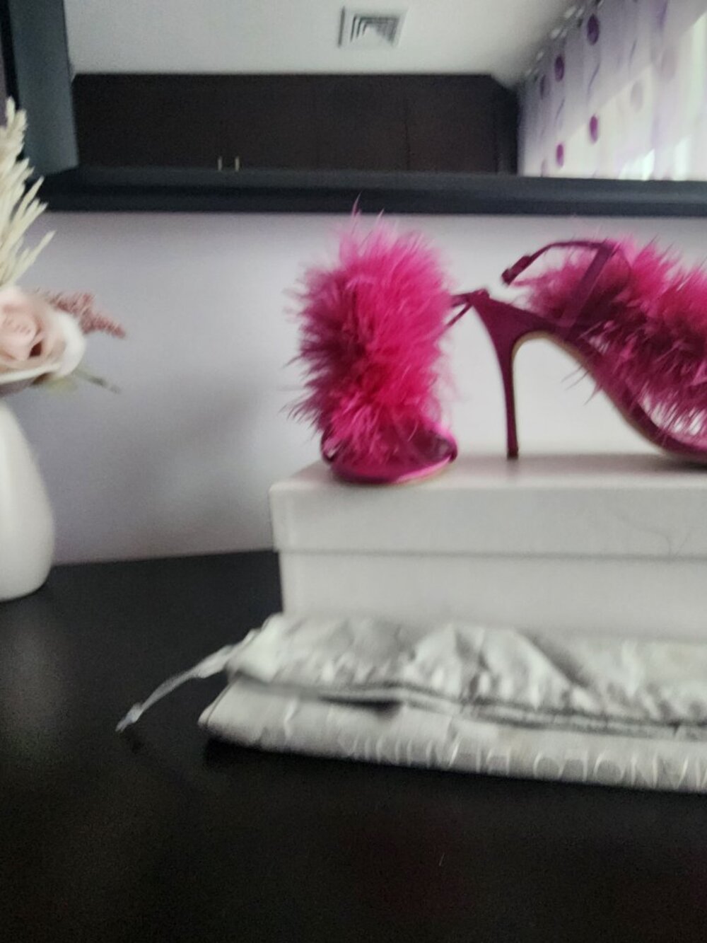 Manolo Blahnik heels - Picture 4 of 6